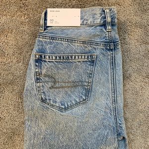 American eagle new with tags mom jeans